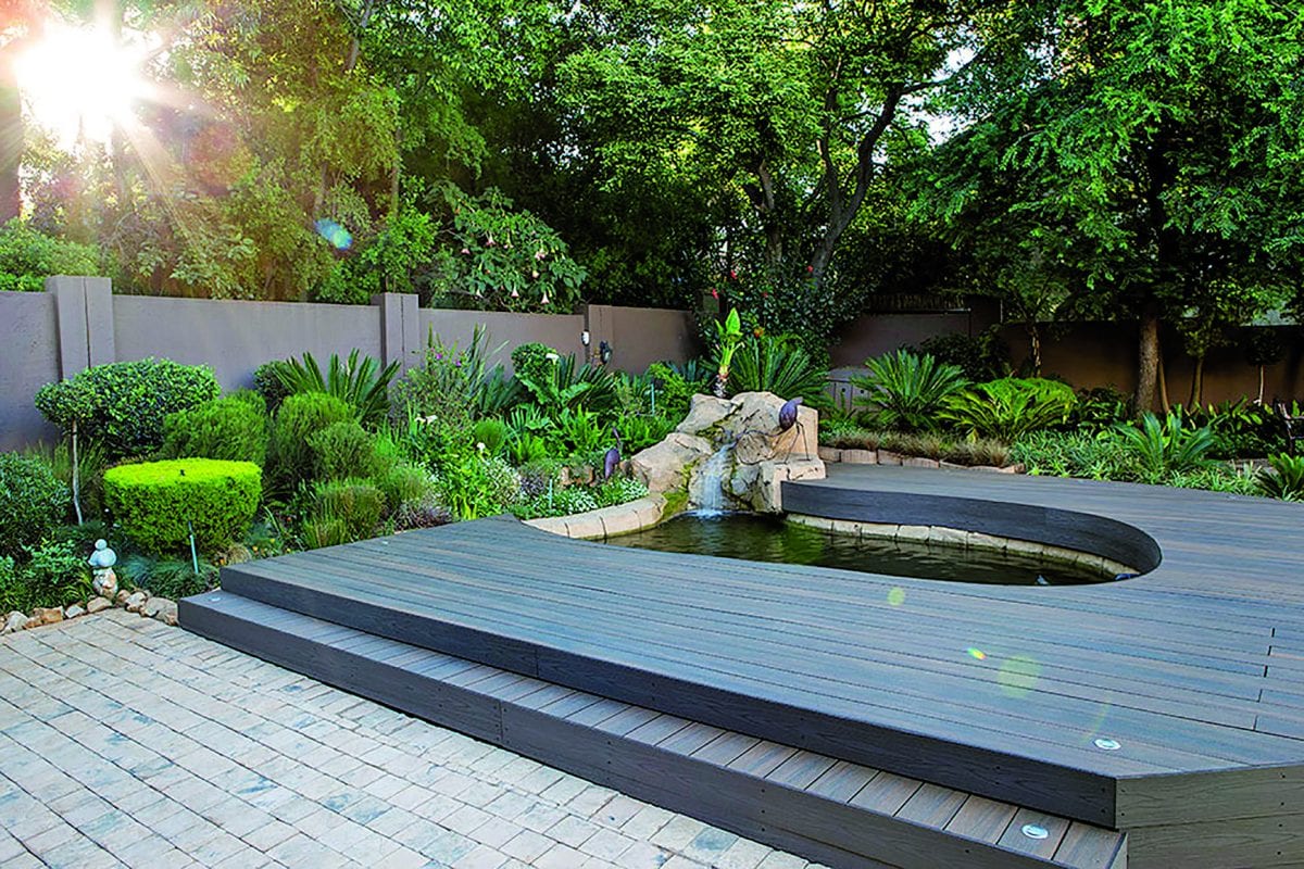 Why to Use Recycled Plastic Composites In Commercial Landscape Design?